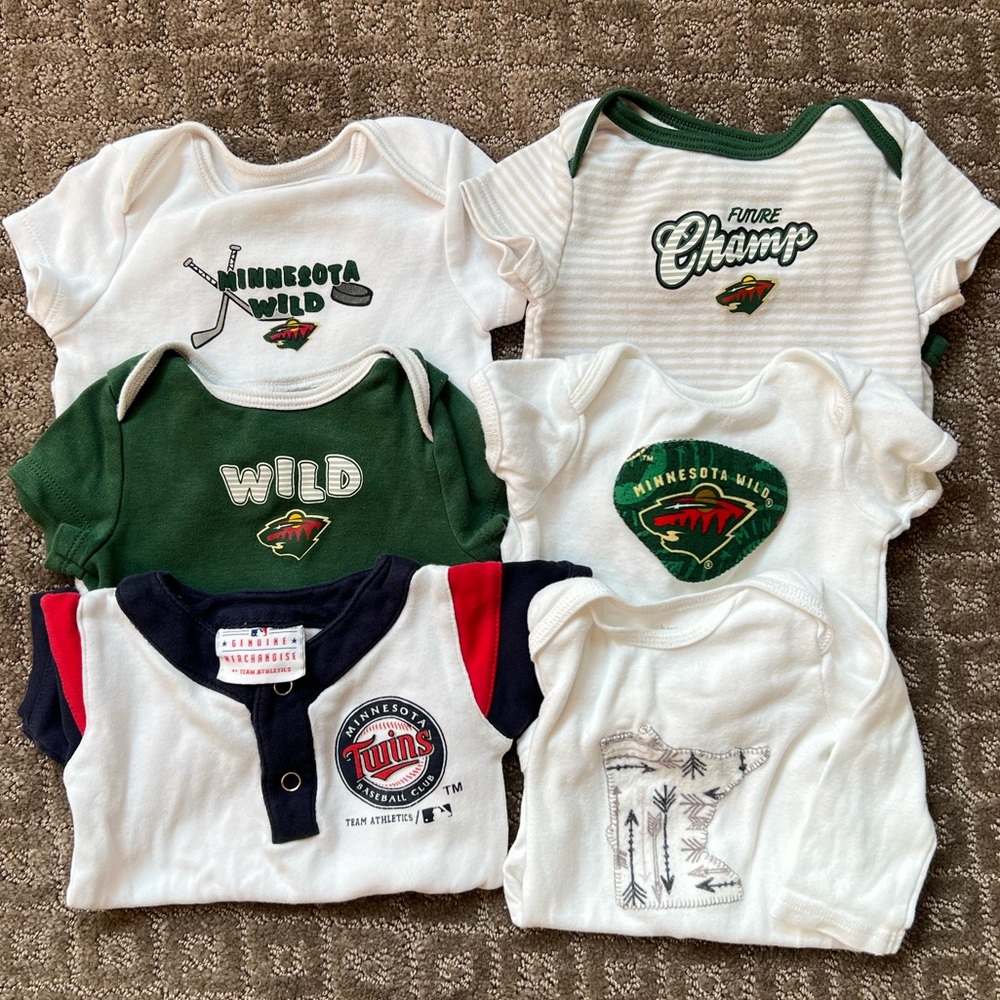 Minnesota teams onesies 3M